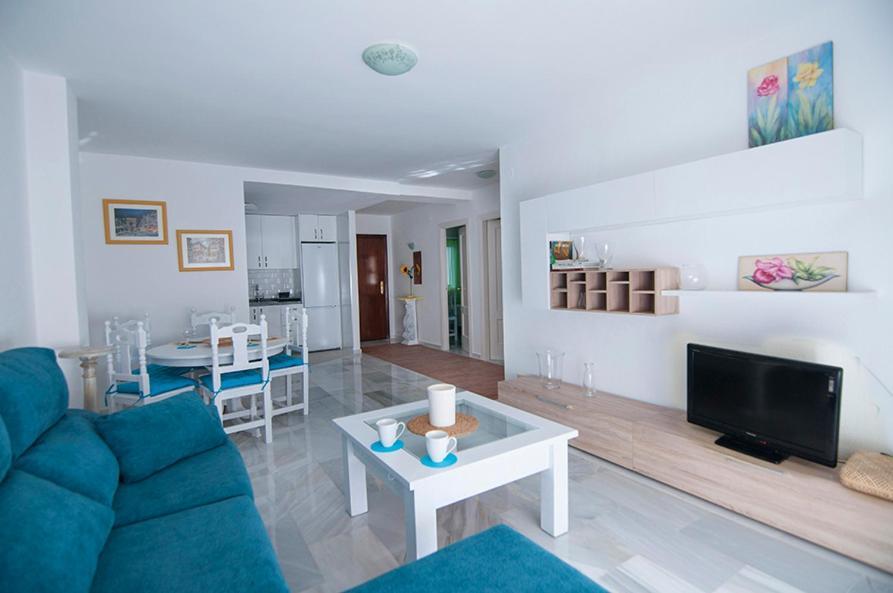 Luminoso Y Fresco Apartamento En 2ª Linea De Playa Fuengirola Eksteriør billede