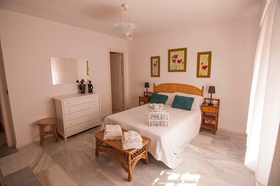 Luminoso Y Fresco Apartamento En 2ª Linea De Playa Fuengirola Eksteriør billede